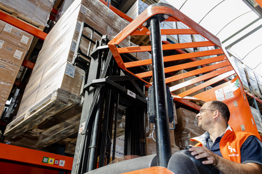 Man in heftruck